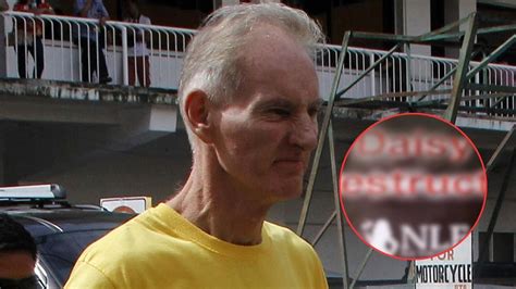 daysis destruction pelicula donde ver|Peter Scully .